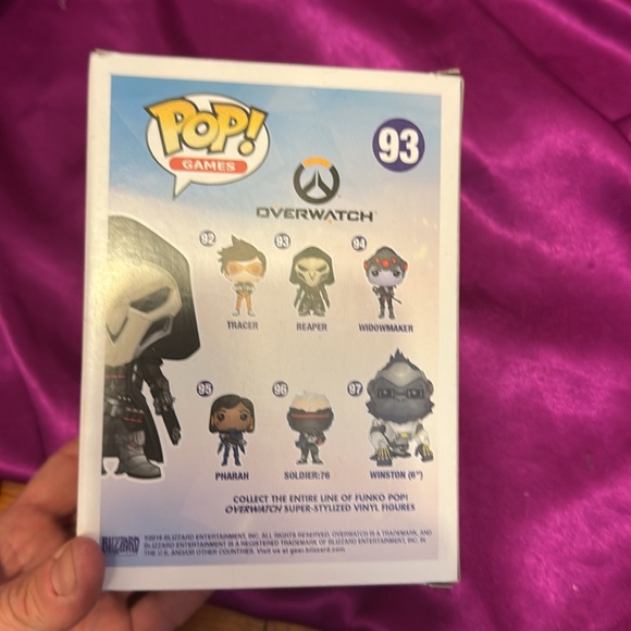 Overwatch Reaper Vinyl Figure - Picture 3 of 3